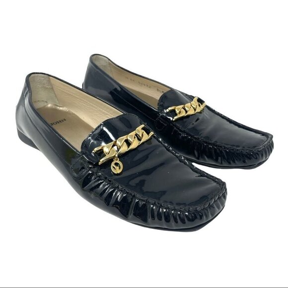 St John Pinch Pleat Patent Leather Driving Loafers w/ Gold Chain 8.5 - Picture 1 of 8